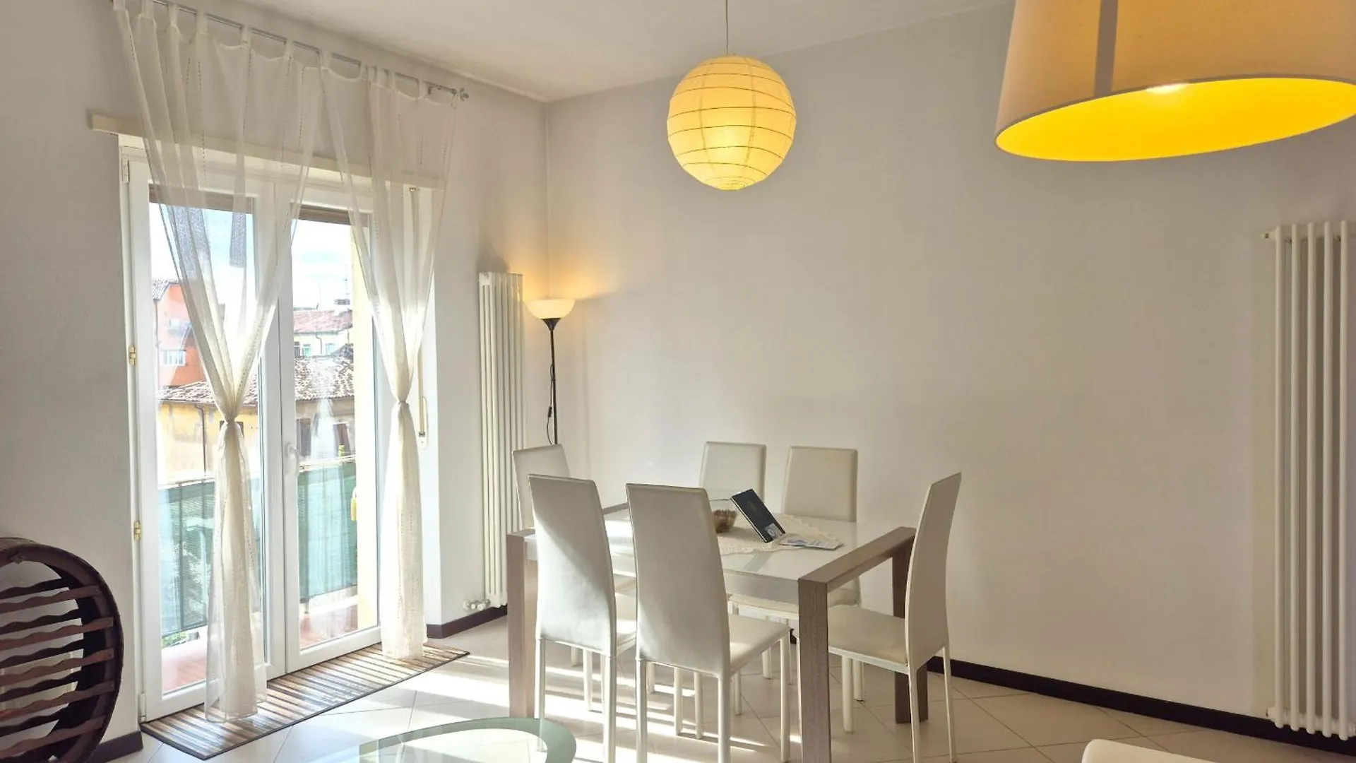 Sg Family - Verona Bene Apartment contacts